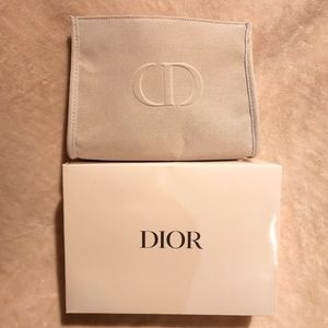 NIB Women's Dior Fragrance Gray Cosmetic Pouch with magnetic snaps